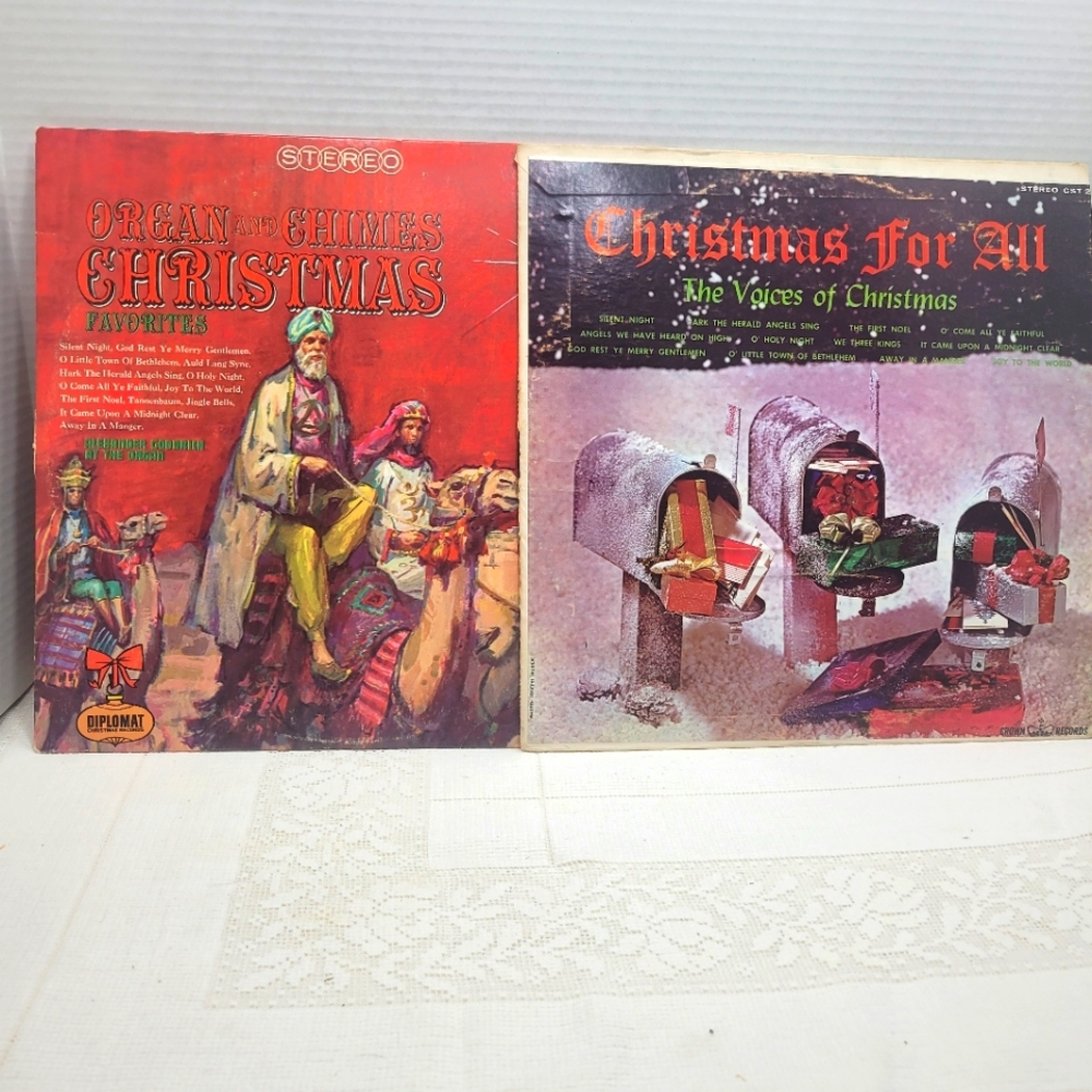 Festive Christmas Vinyl Record Set